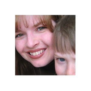 Meet your Posher, Alyson